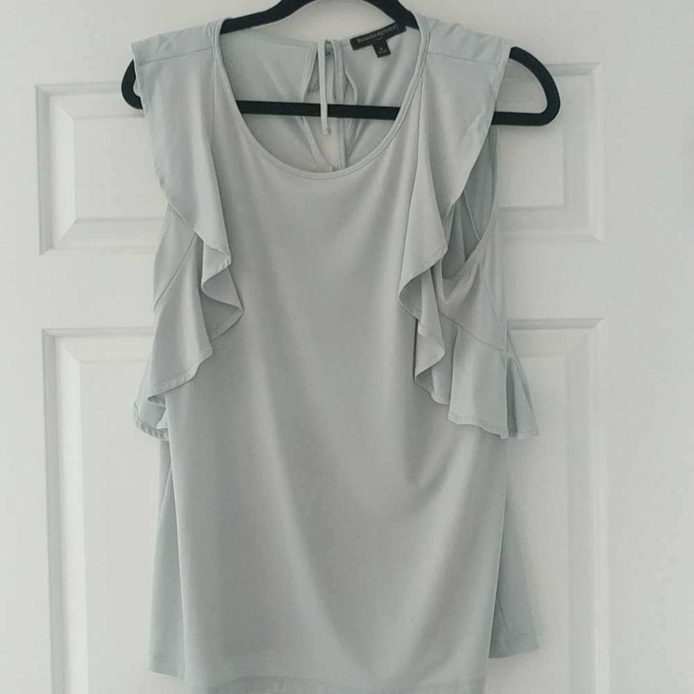Banana republic top size medium